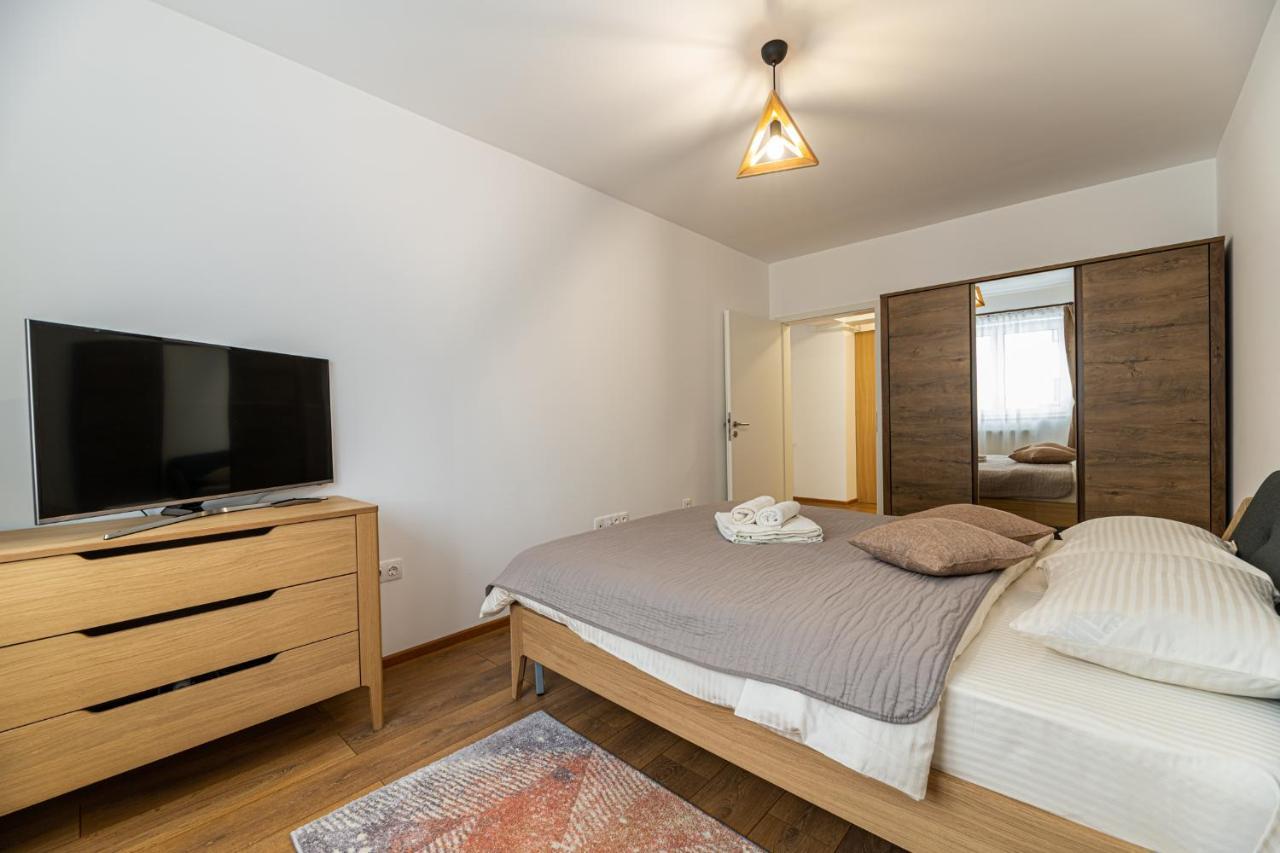 Cosy Place Apartment Brasov Bagian luar foto