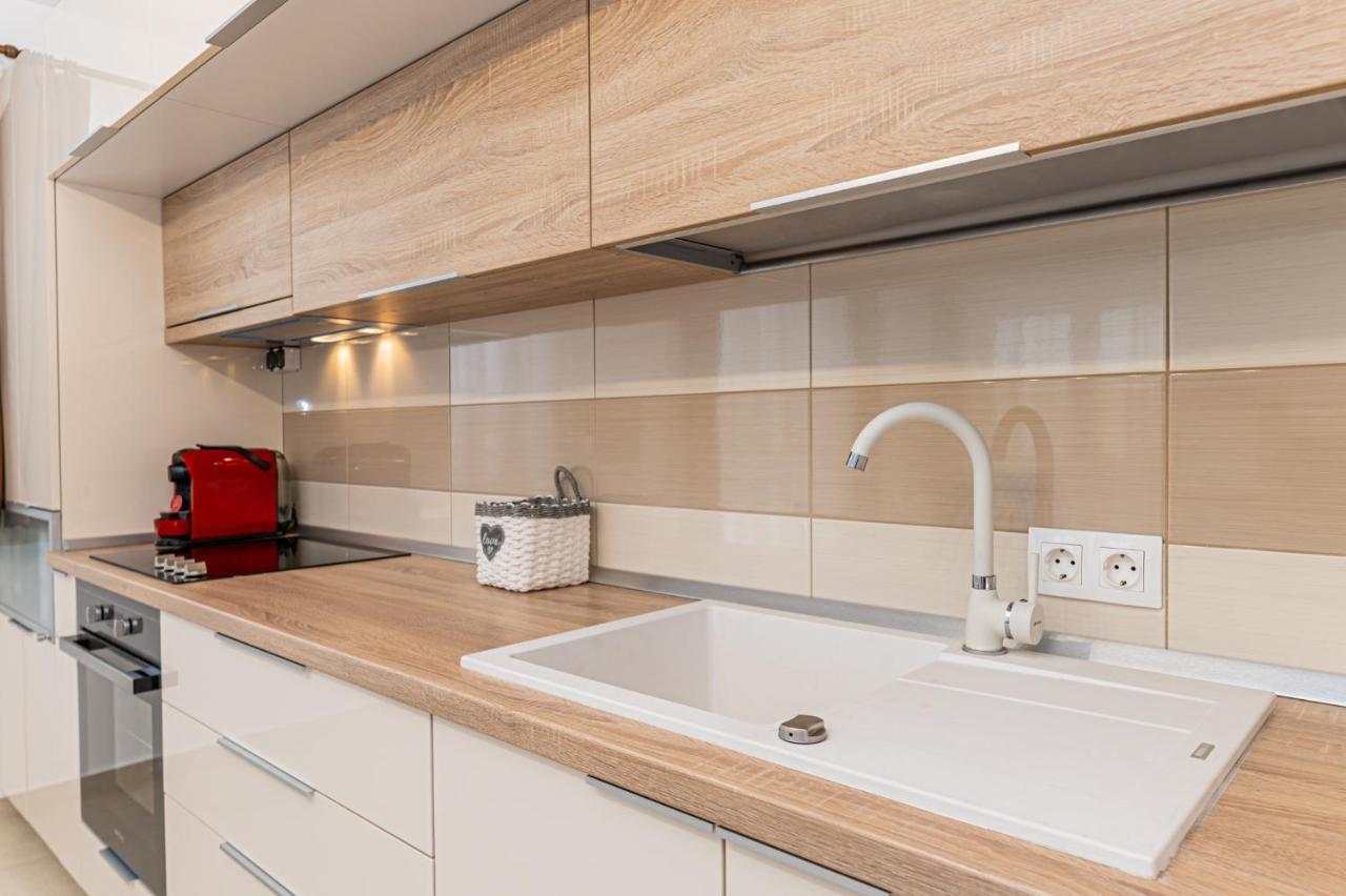 Cosy Place Apartment Brasov Bagian luar foto